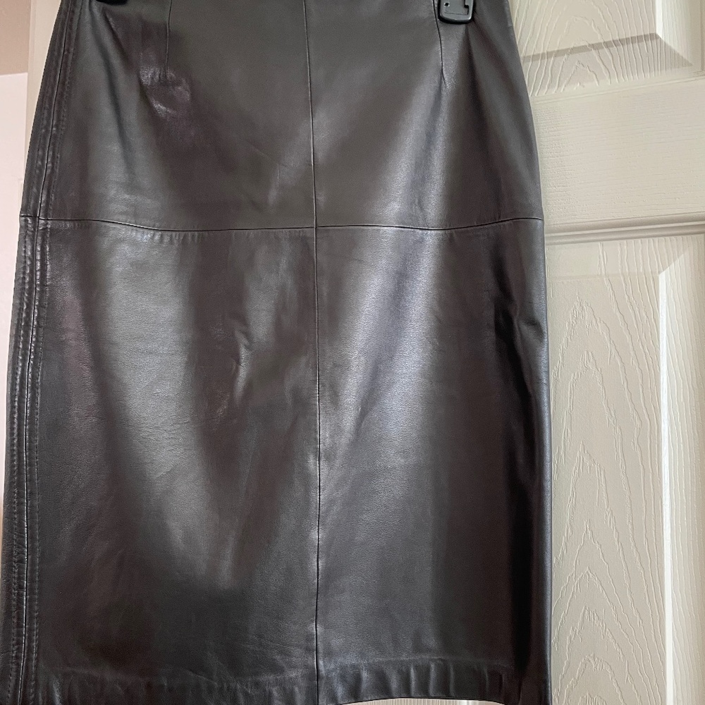 Hugo Boss Black Leather Pencil Skirt
